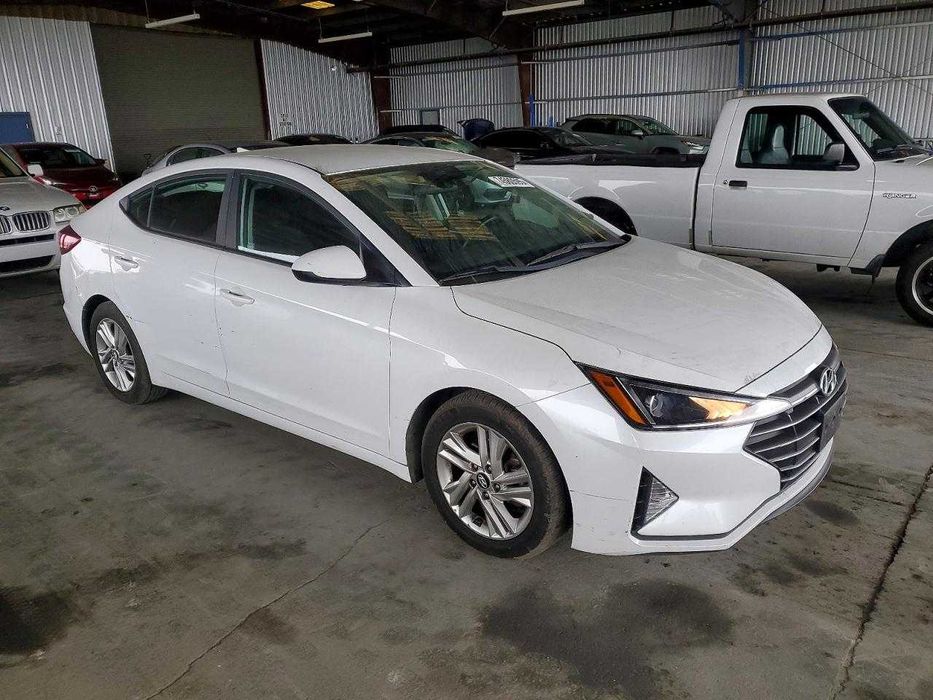2019   HYUNDAI  Elanrta SEL