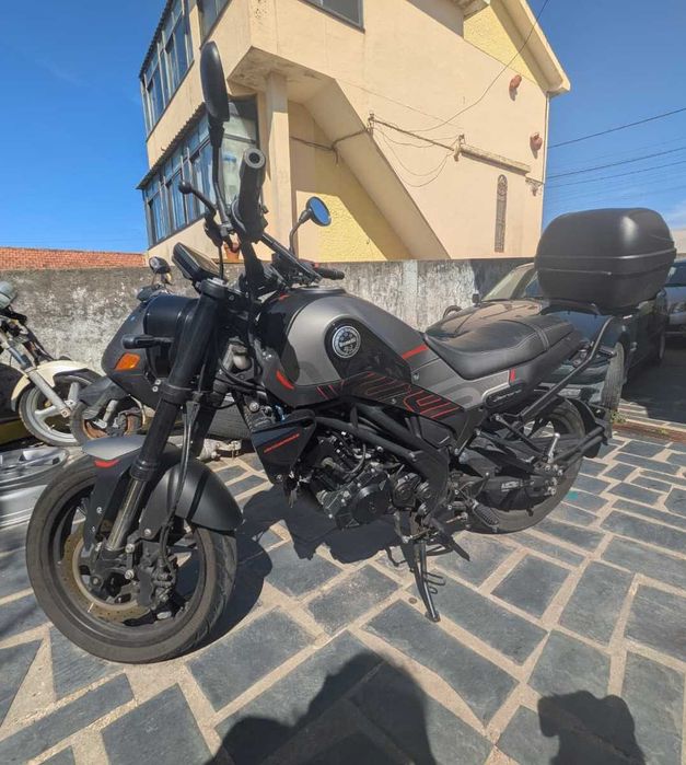 Benelli leoncino 125cc