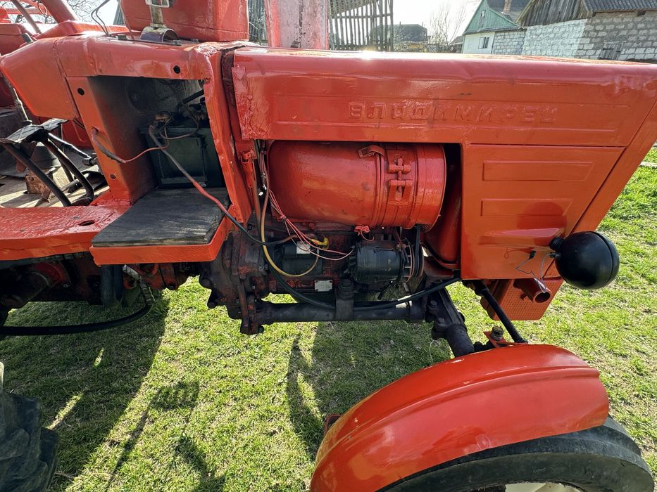 Продам трактор т25