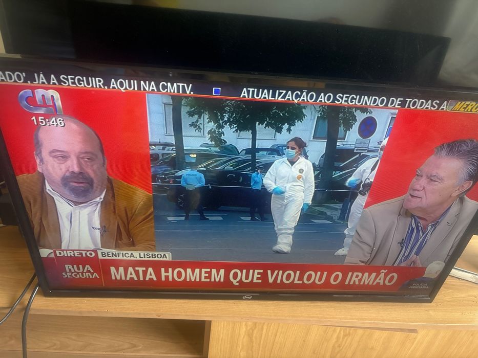 TV LED 32” eSmart/QSmart MIDE3219 em muito bom estado