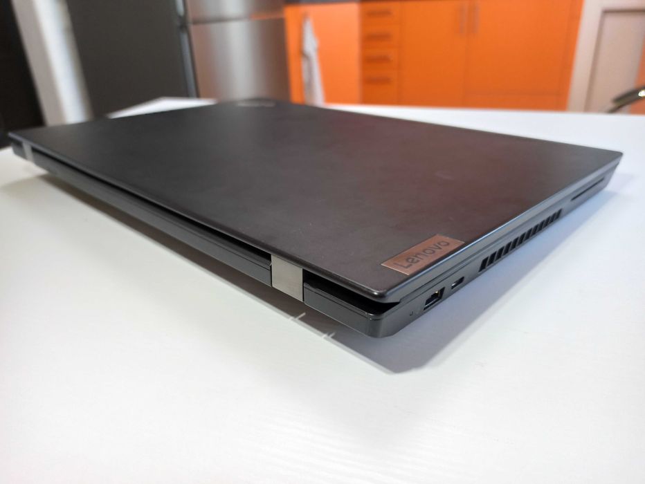 Ноутбук Lenovo ThinkPad T15p Gen 1 (20TN001SRT)