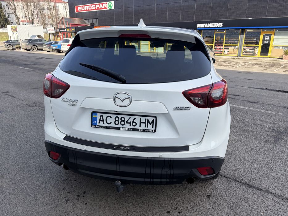 Мазда СХ-5 2015 року