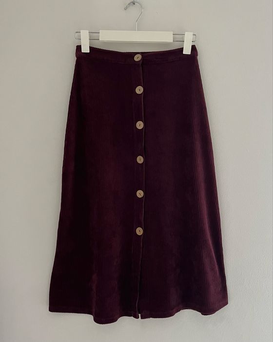 Spódnica midi marki Pull&Bear, rozmiar M, zapinana z przodu, kolor bordowy