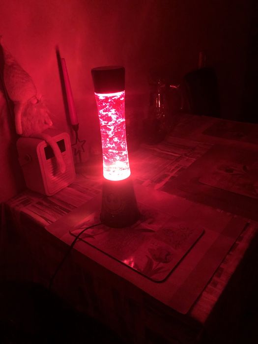 Лампа лавовая красная