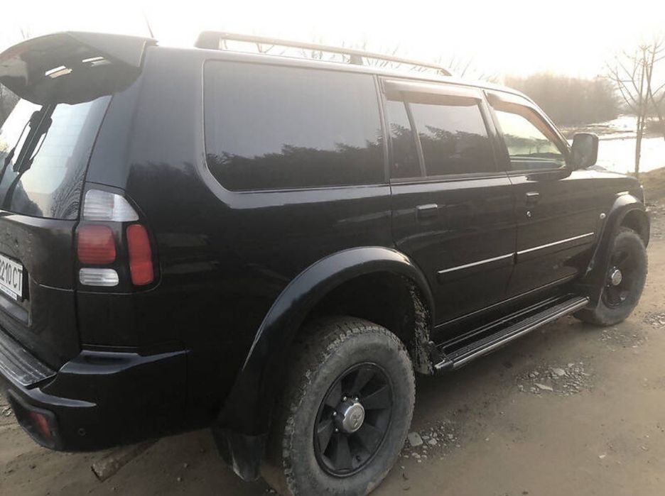 Mitsubishi Pajero Sport.