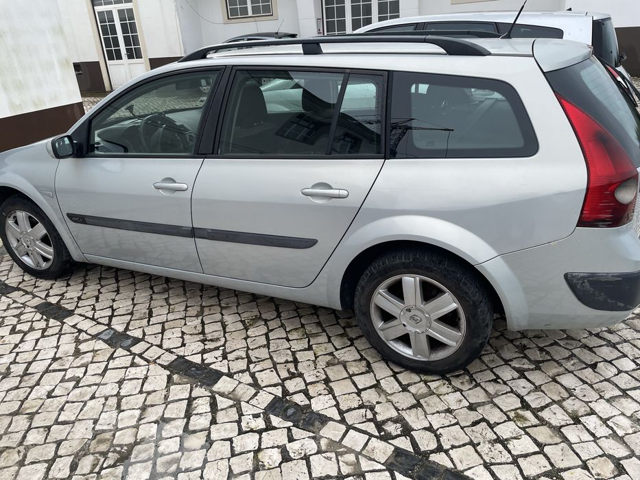 Vende-se Megane 2004