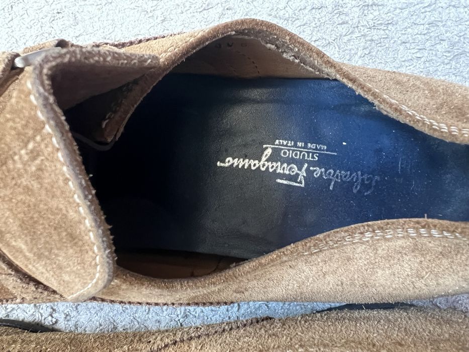 Sapatos Salvatore Ferragamo