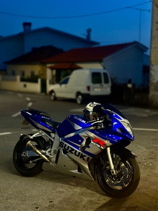 Suzuki GSXR  600
