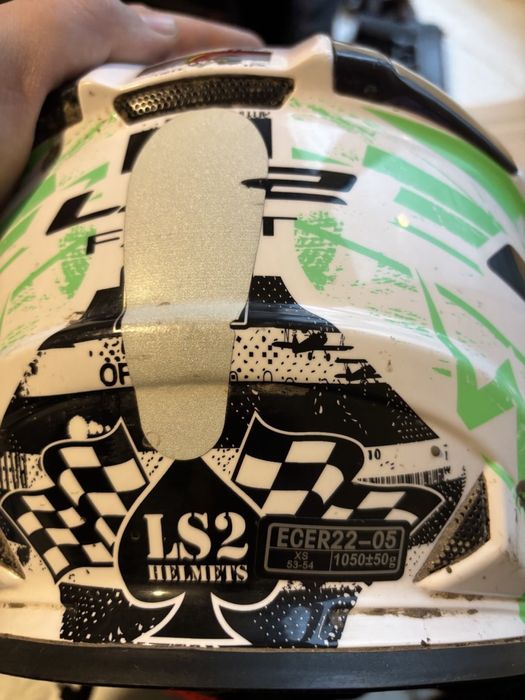 Дитячий мотошолом