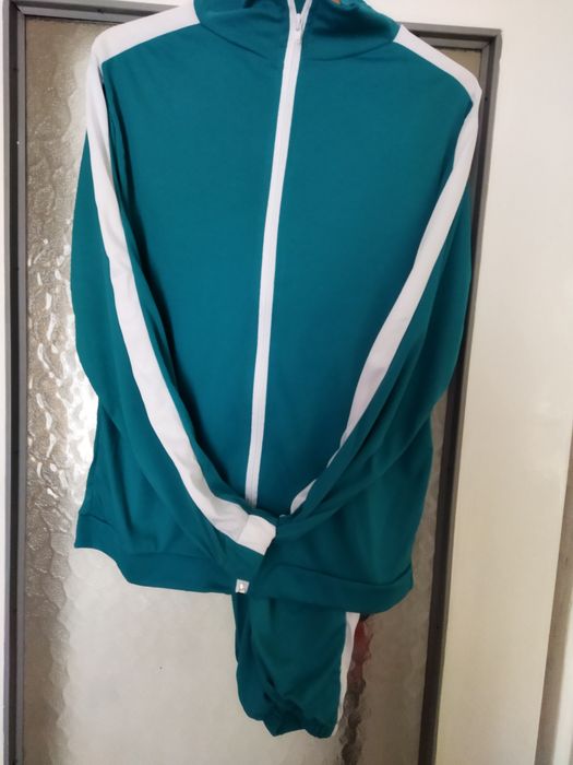 Zielony cienki dresik m/l