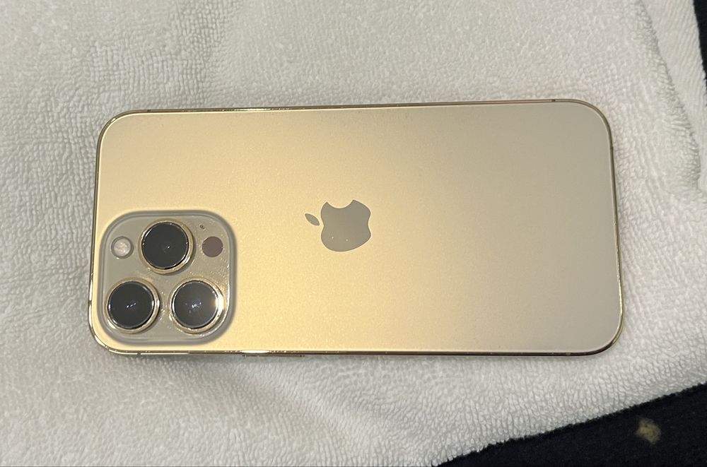 iPhone 13 Pro 256 GB – złoty – bardzo dobry stan