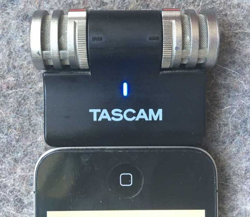 Tascam iM2 Stereo Condenser Microphones Teac 125dB Apple dock