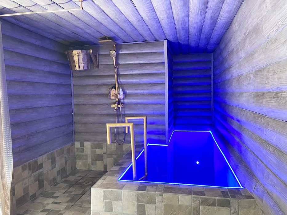 Лазня баня банька сауна на дровах