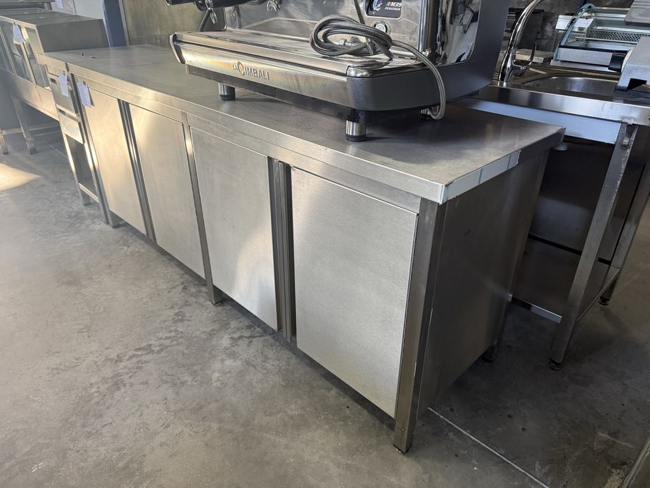 Escaparate em aço inox / bancada /armario /balcao