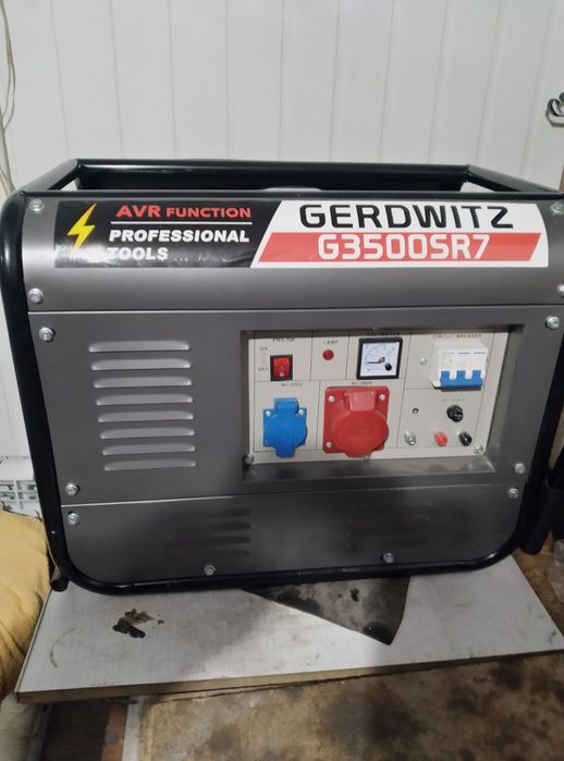 Продам бензогенератор