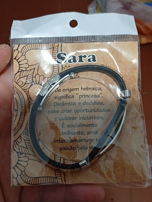 Pulseira com nome SARA todo novo nunca usado