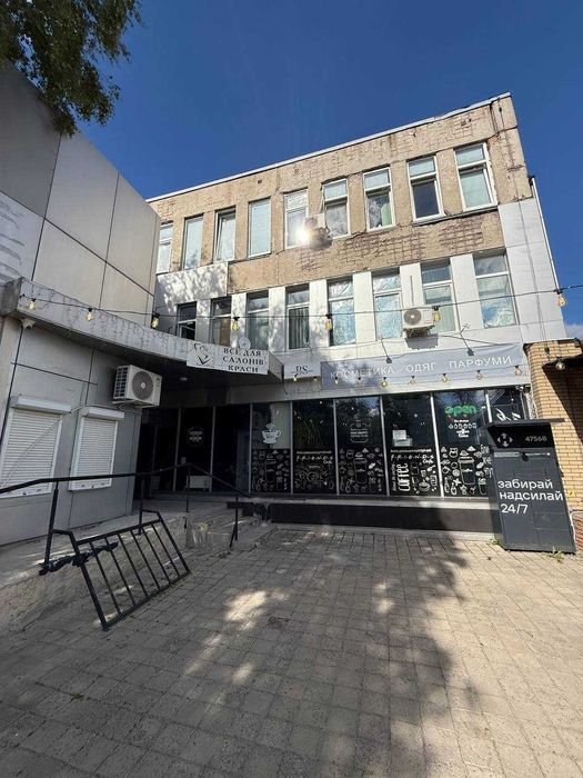 Нежитлове приміщення, площею 446.5 кв.м., м.Берестин