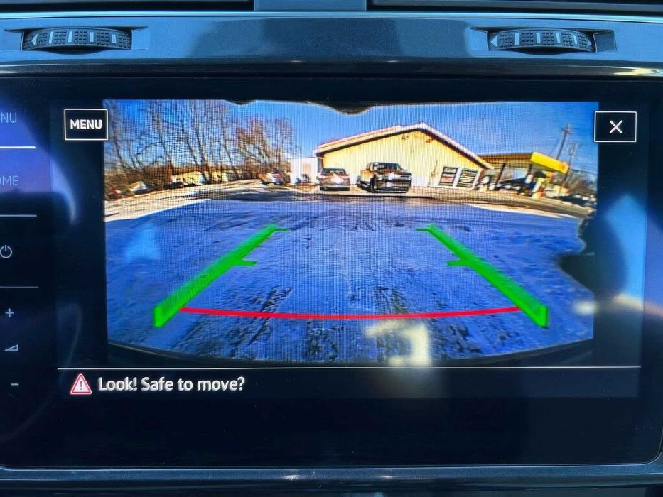 Volkswagen e-Golf SEL Premium      2018