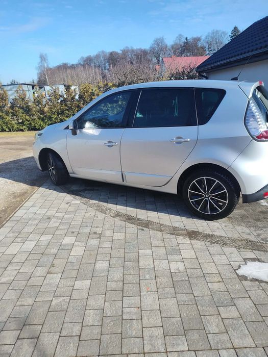 Sprzedam Renault Scenic III – Komfortowy Rodzinny Minivan | Zadbany