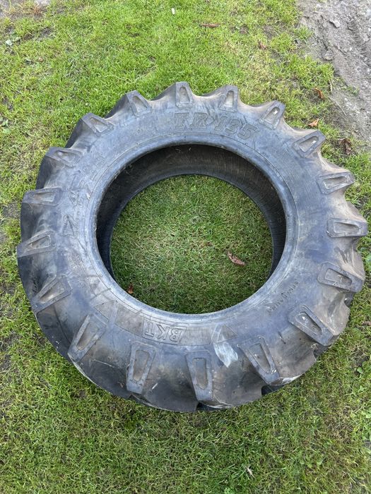 Opona BKT 12.4-24 TR 135 NIE UZYWANA