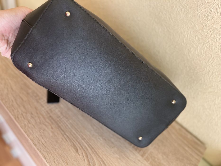 Сумка Guess. Оригінал. Ідеального стану