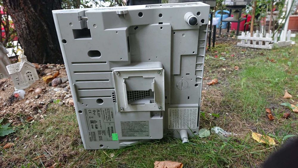 Projektor Hitachi -CP-TW2503