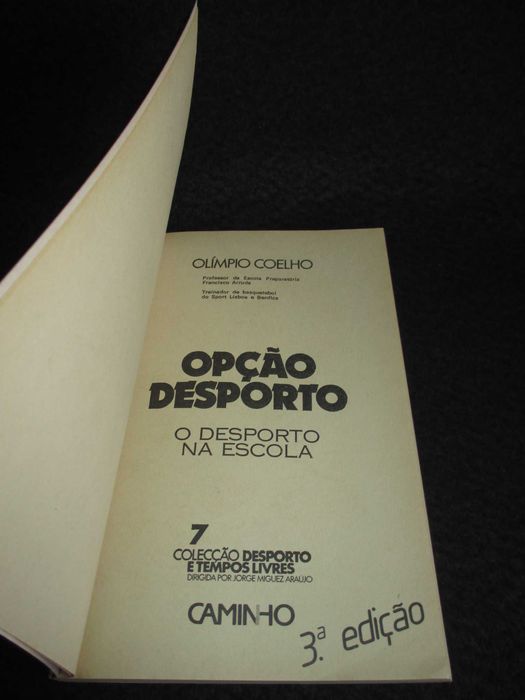 Livro Opção Desporto Olímpio Coelho