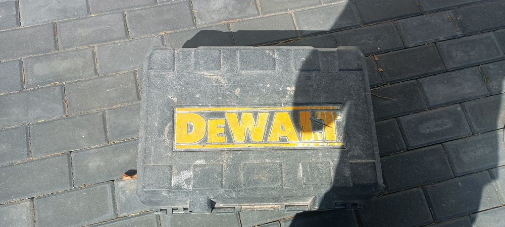 Szlifierka kątowa DeWalt 18v