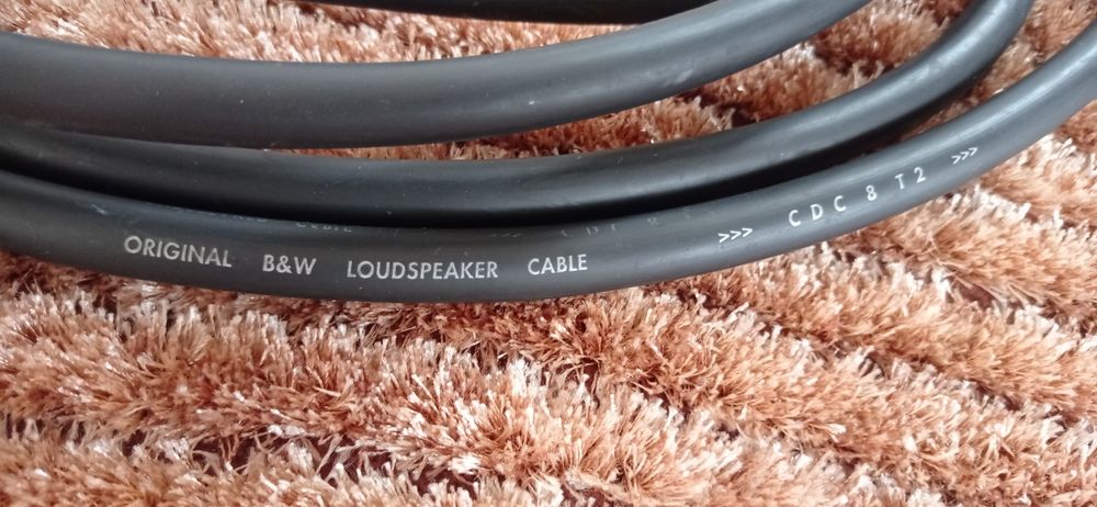 Cabo para colunas B&W CDC 8T2 com aprox 2 X 4.5 metros