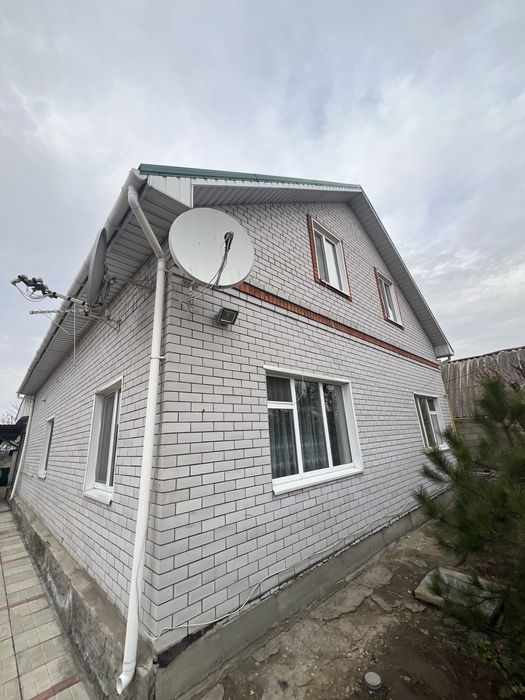 2-х поверховий будинок