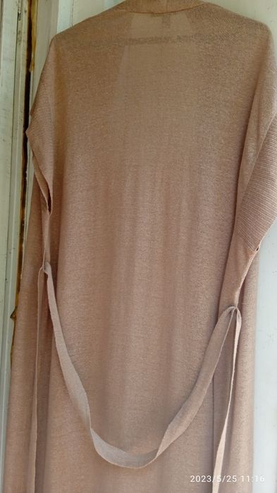 Продам длинную накидку-жилетку