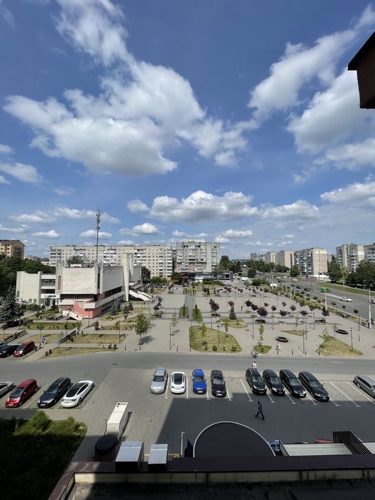 Продаж 1к новобудови Соборності район 33