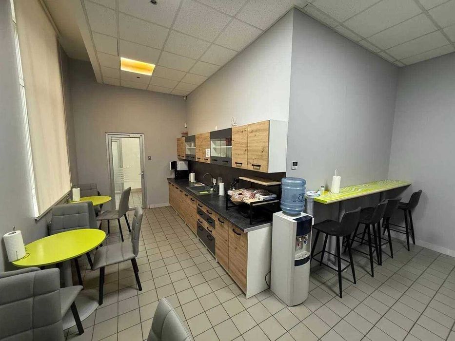 БЕЗ%! Оренда офісу 650м2 по вул Глибочицька. метро Лук"янівська.