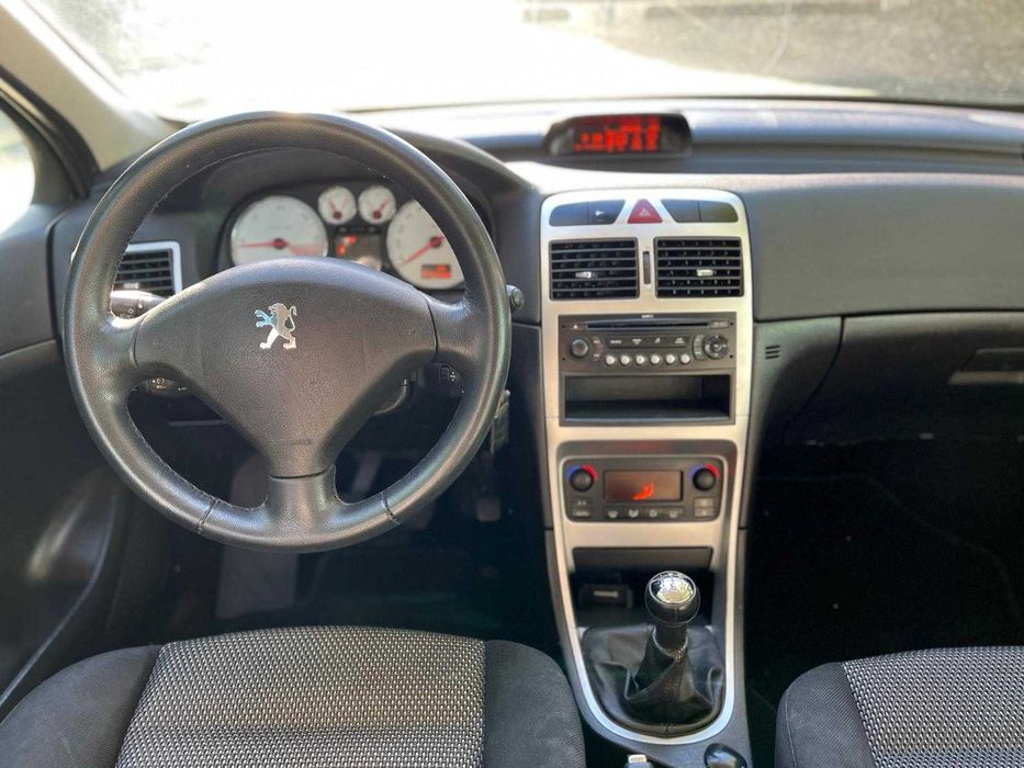 Peugeot 307 SW Executive 1.6 HDI - 08