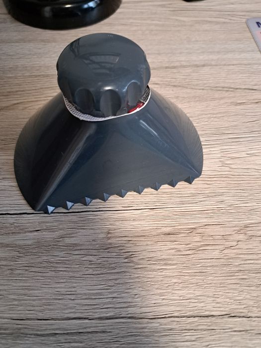 Skrobaczka stożkowa z lejkiem – 5 zł!