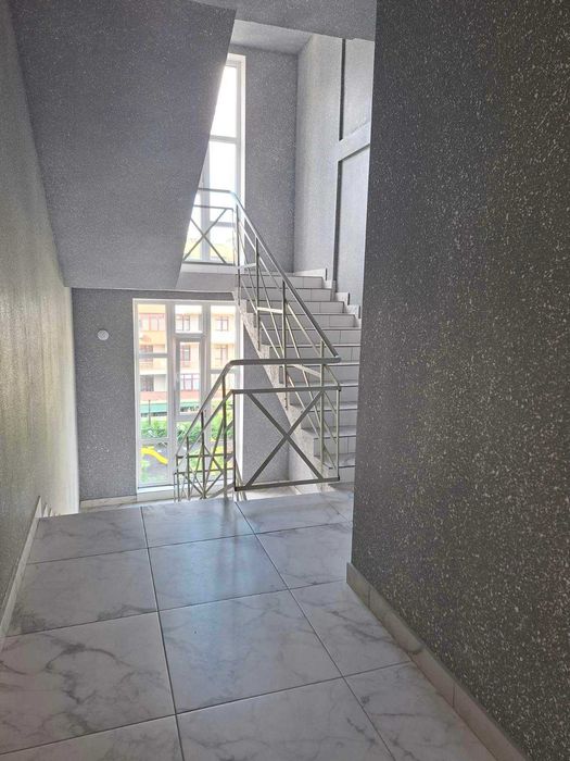 Однокімнатна квартира-студія з ремонтом