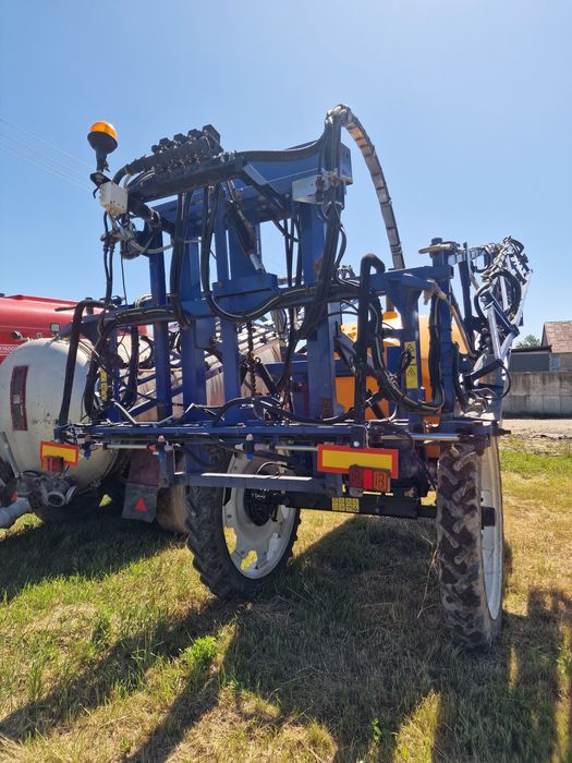 Opryskiwacz  ciągany Caruelle 250s Olympia 21m