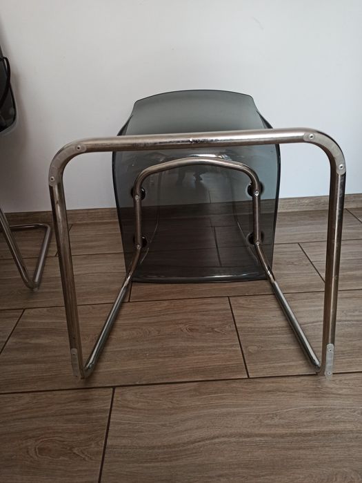 Krzesła kuchenne przezroczyste