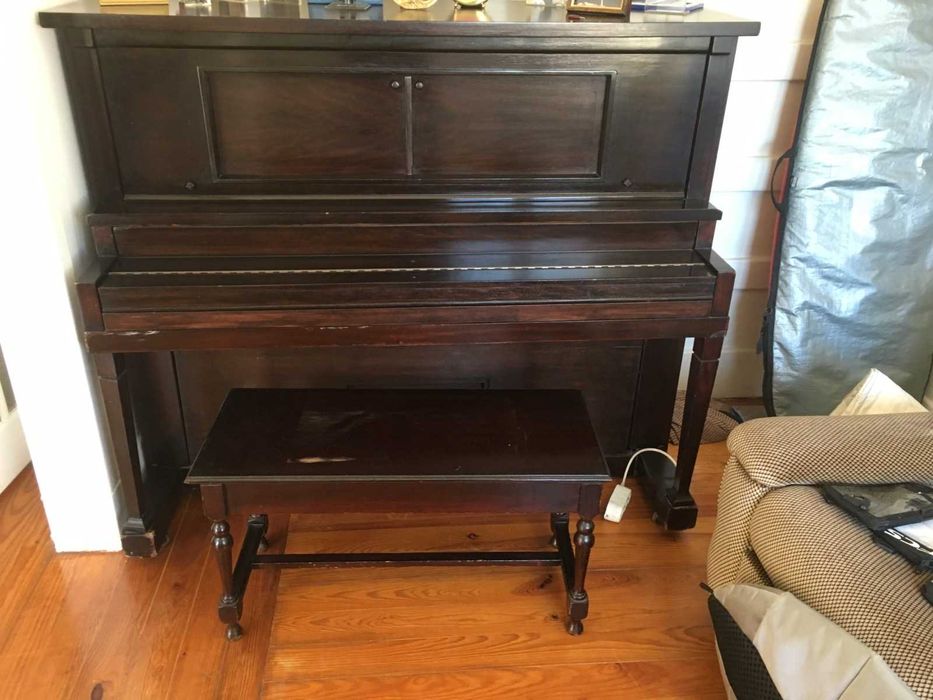 Pianola Wessell Piano Wessell antigo · Pianola com 6 rolos · Funcional