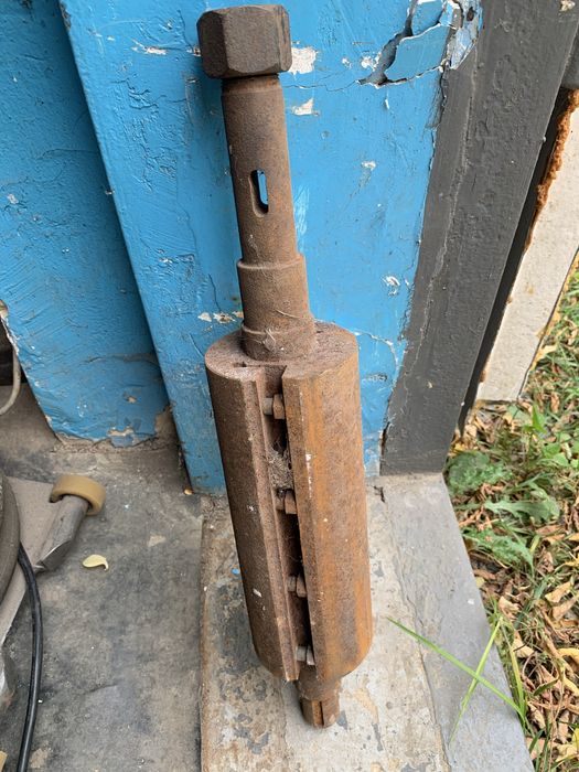 Фуганочний вал новий