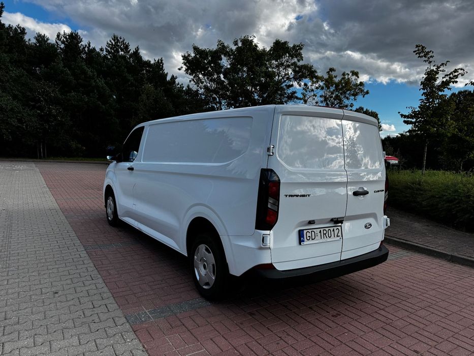 Ford Custom  Polski salon