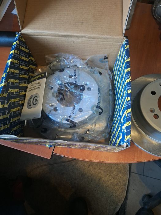 Тормозніі диски задні.КИА.ХЮНДАЙ.НОВІ.