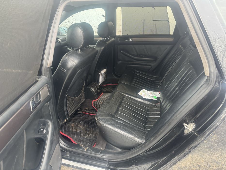 Продам Ауді та запасний кузов до неї