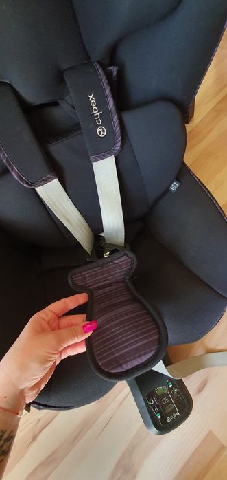 Sprzedam Fotelik Cybex Sirona S i-Size 0-18 kg z bazą