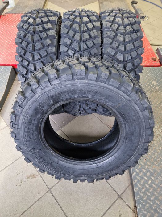 Opony terenowe 225/70R15 Ranger Grip 24r