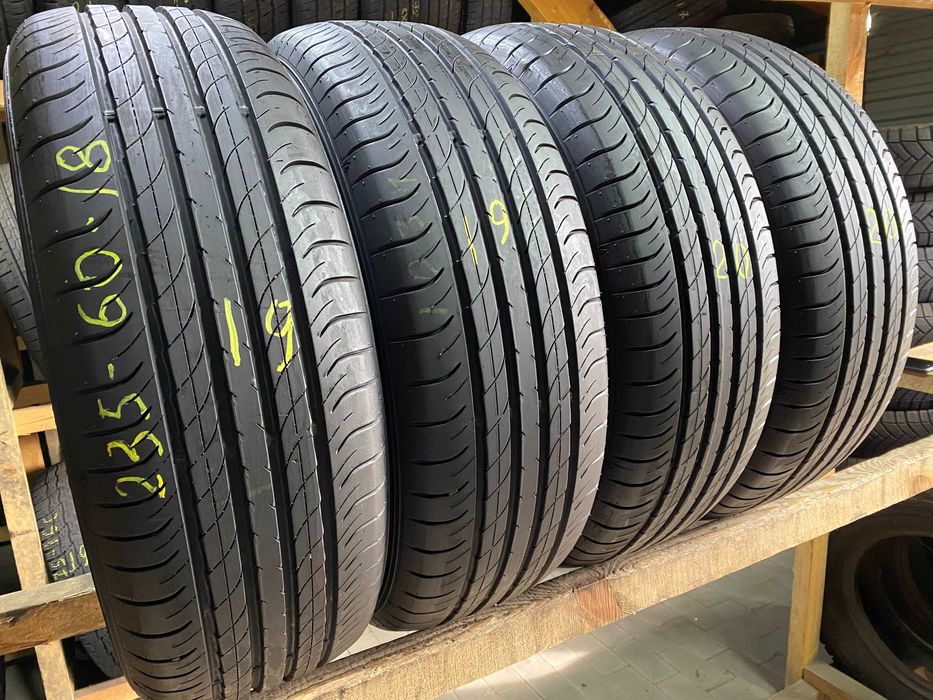 Шини Літо 235/60R18 Dunlop SP Sport Maxx 050
