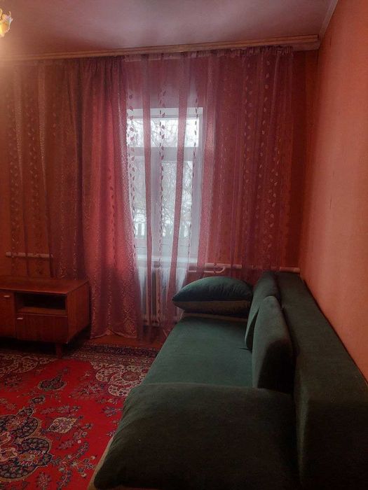 Продаж будинку від вланиска