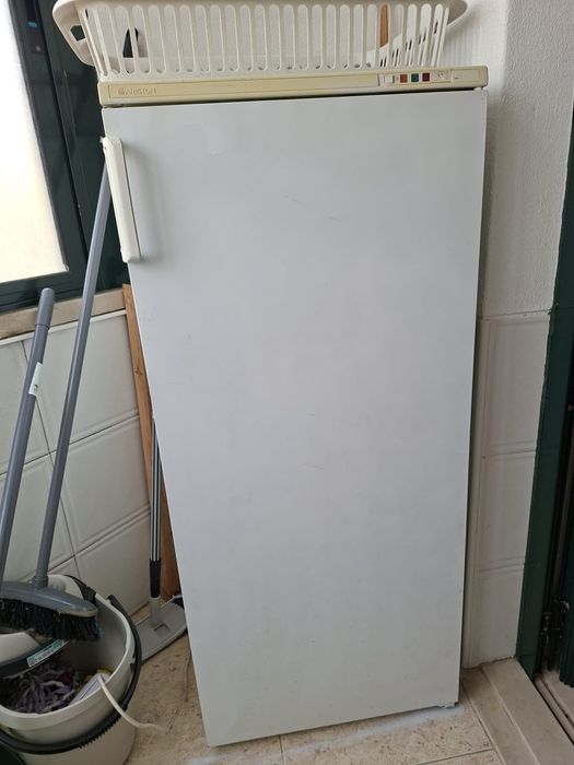 Arca congeladora Ariston