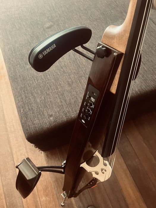 Violoncelo eletrco Yamaha SVC300C Silent Cello