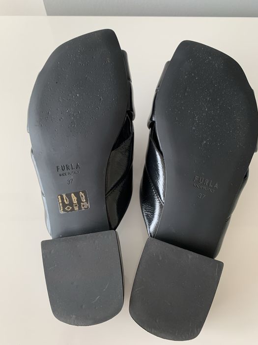 Furla 37 klapki skóra czarne